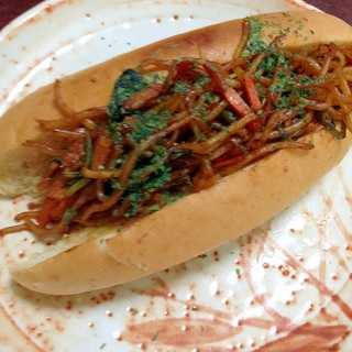 えのきシャキシャキ焼きそばパン【食物繊維で腸活】